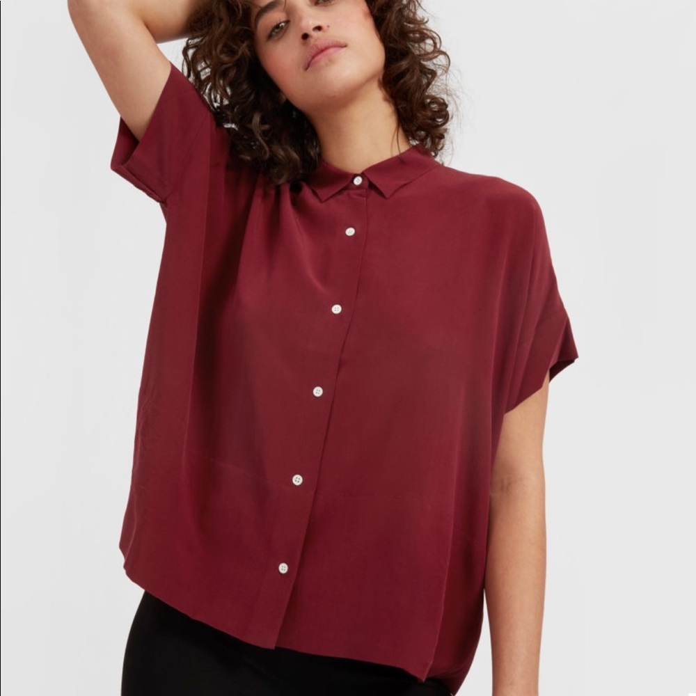 Silk shirt-sleeve square shirt in Burgundy